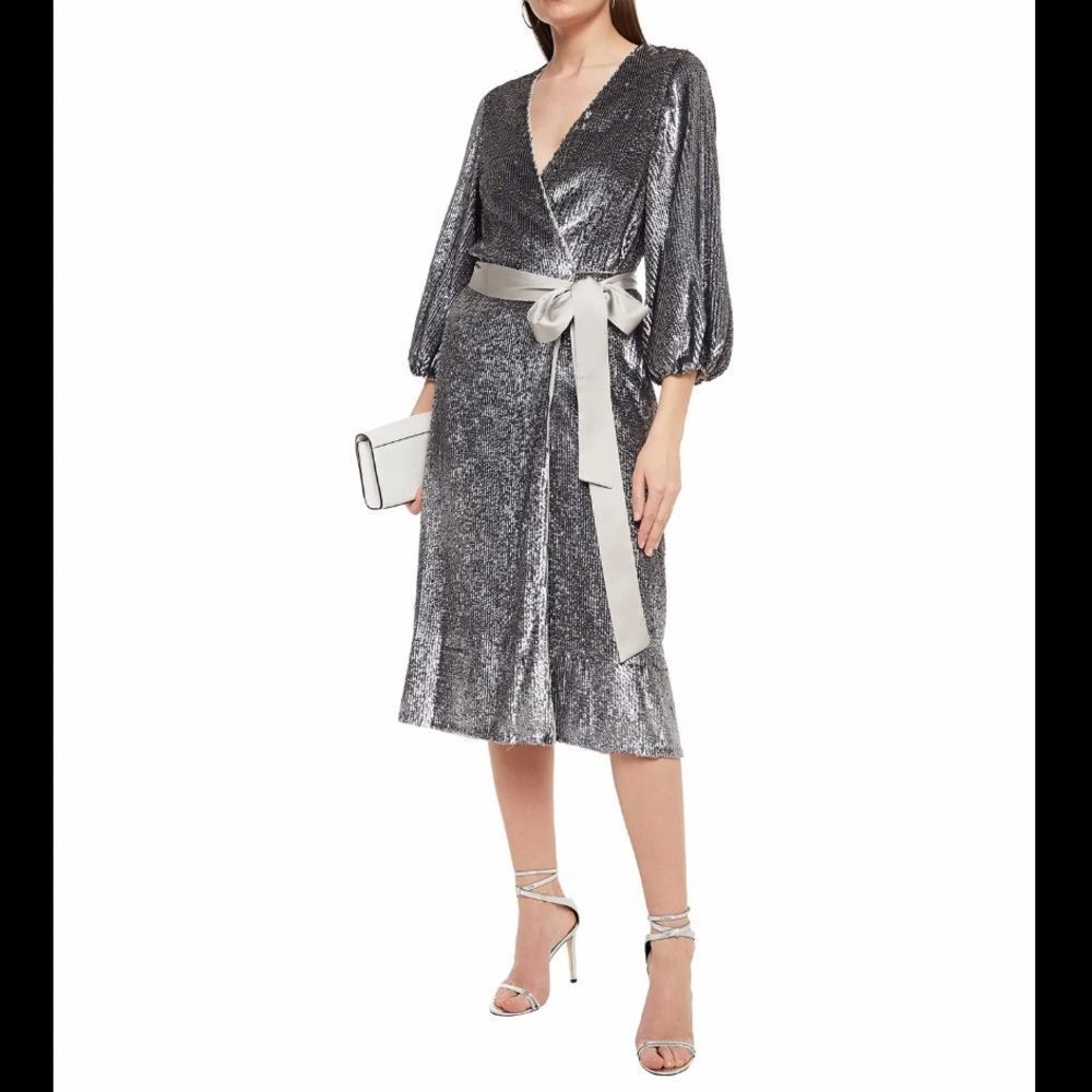 NWT ALICE + OLIVIA Anne belted sequined wrap dress US 6 $695